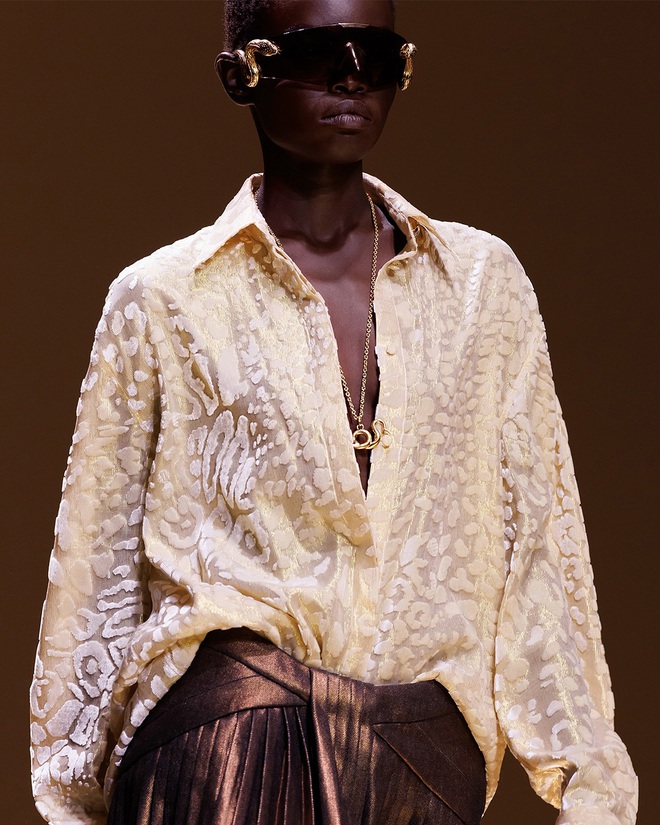 1001 thiết kế sơ mi để nàng nổi bật và hiện đại- Ảnh 7. 1001 thiết kế sơ mi để nàng nổi bật và hiện đại- Ảnh 7.