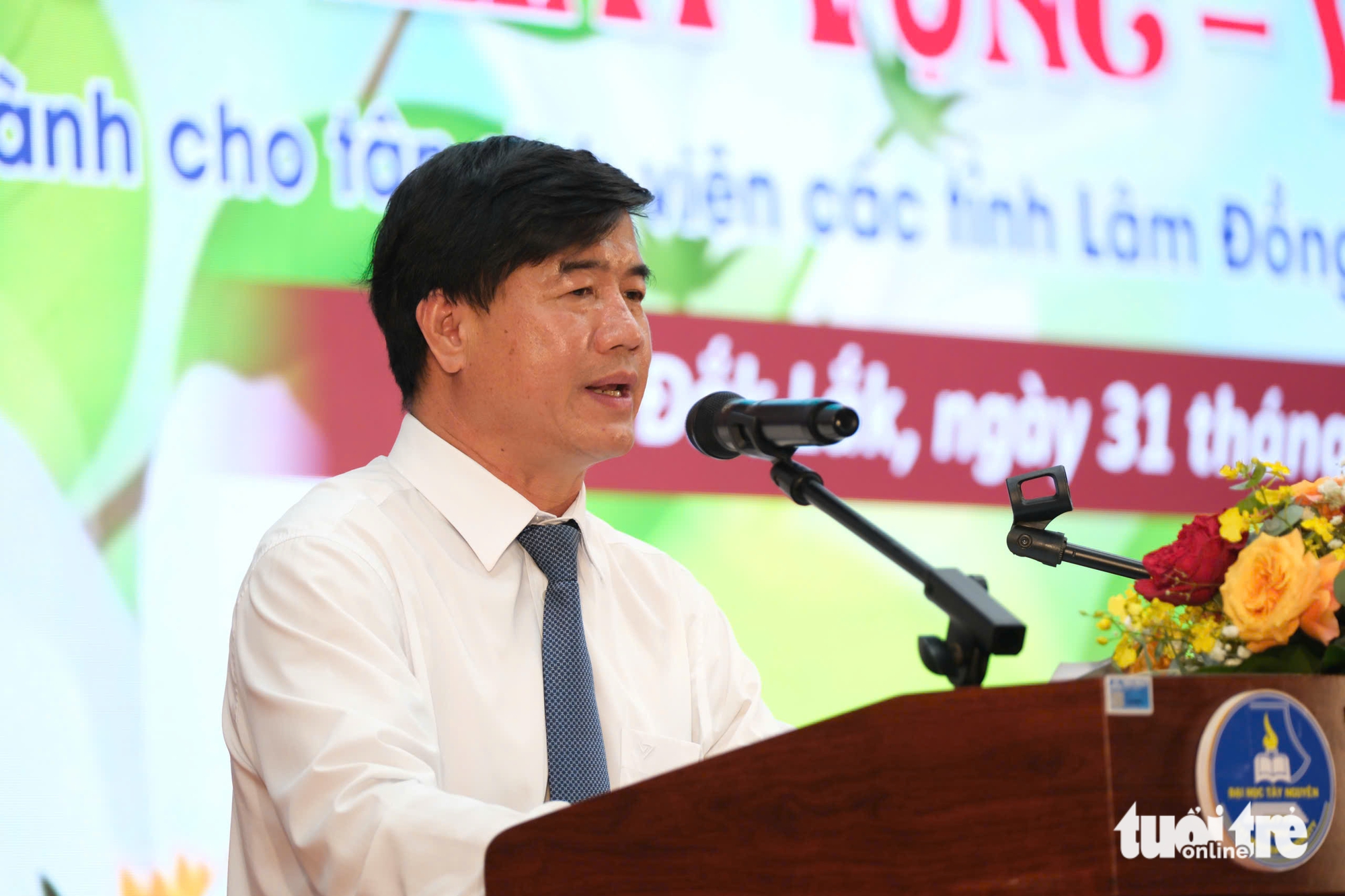 Mùa đông Đà Lạt hết cả lạnh khi học bổng gọi tên Nguyễn Tấn Tài - Ảnh 5. Tiếp sức đến trường - Ảnh 8.