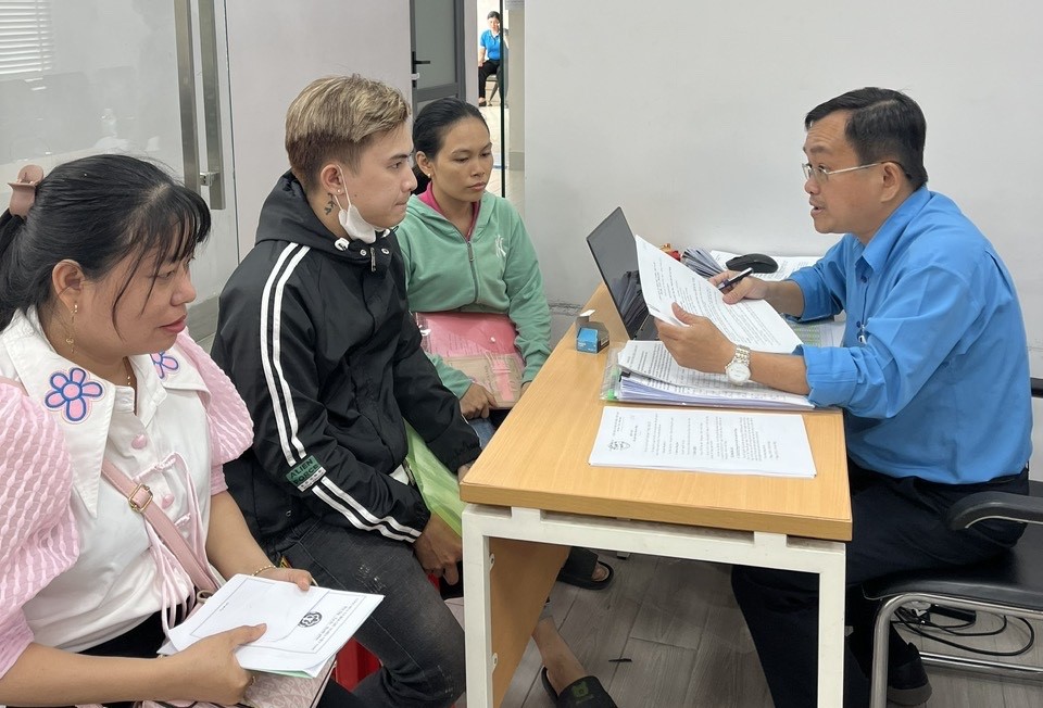 Kiến nghị xử lý hình sự tội trốn đóng BHXH đối với Công ty Vinh Thông 2 Kiến nghị xử lý hình sự tội trốn đóng BHXH đối với Công ty Vinh Thông - Ảnh 2.