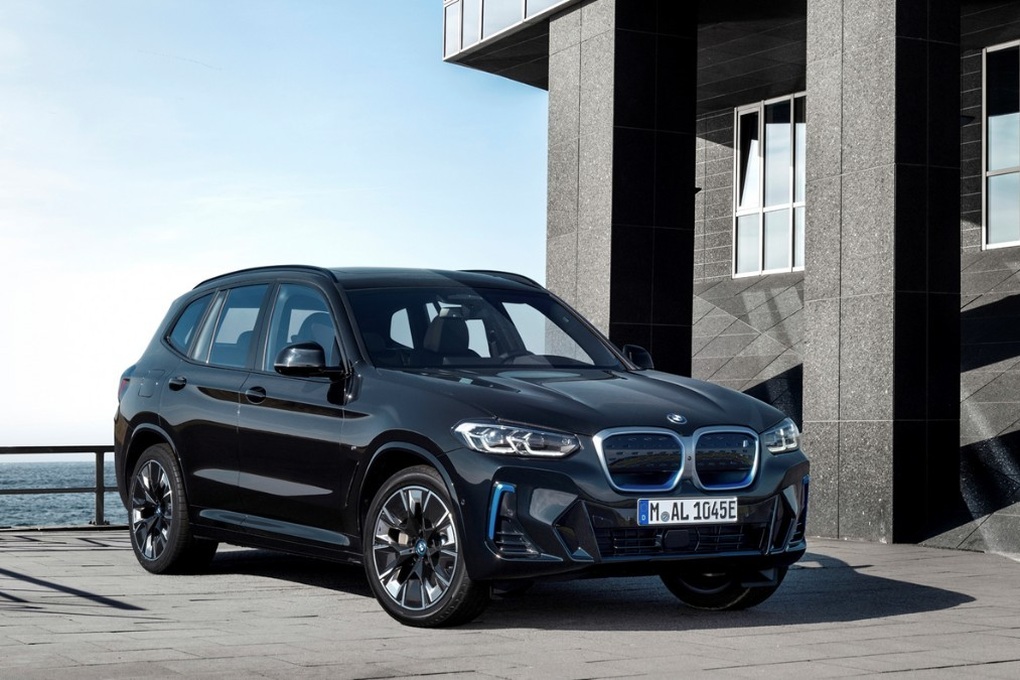 Loạt ô tô giảm giá trên nửa tỷ đồng tại đại lý: Có xe tồn hàng từ năm 2022 - 2