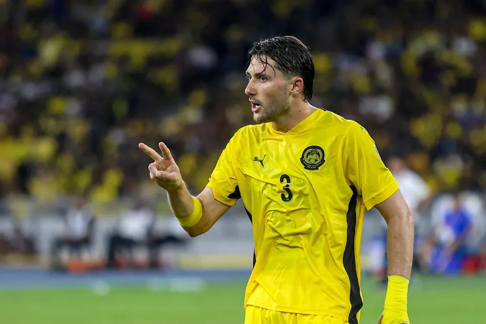 chan-dong-voi-bang-chung-moi-nhat-to-cao-bong-da-malaysia-gian-lan (3).jpg