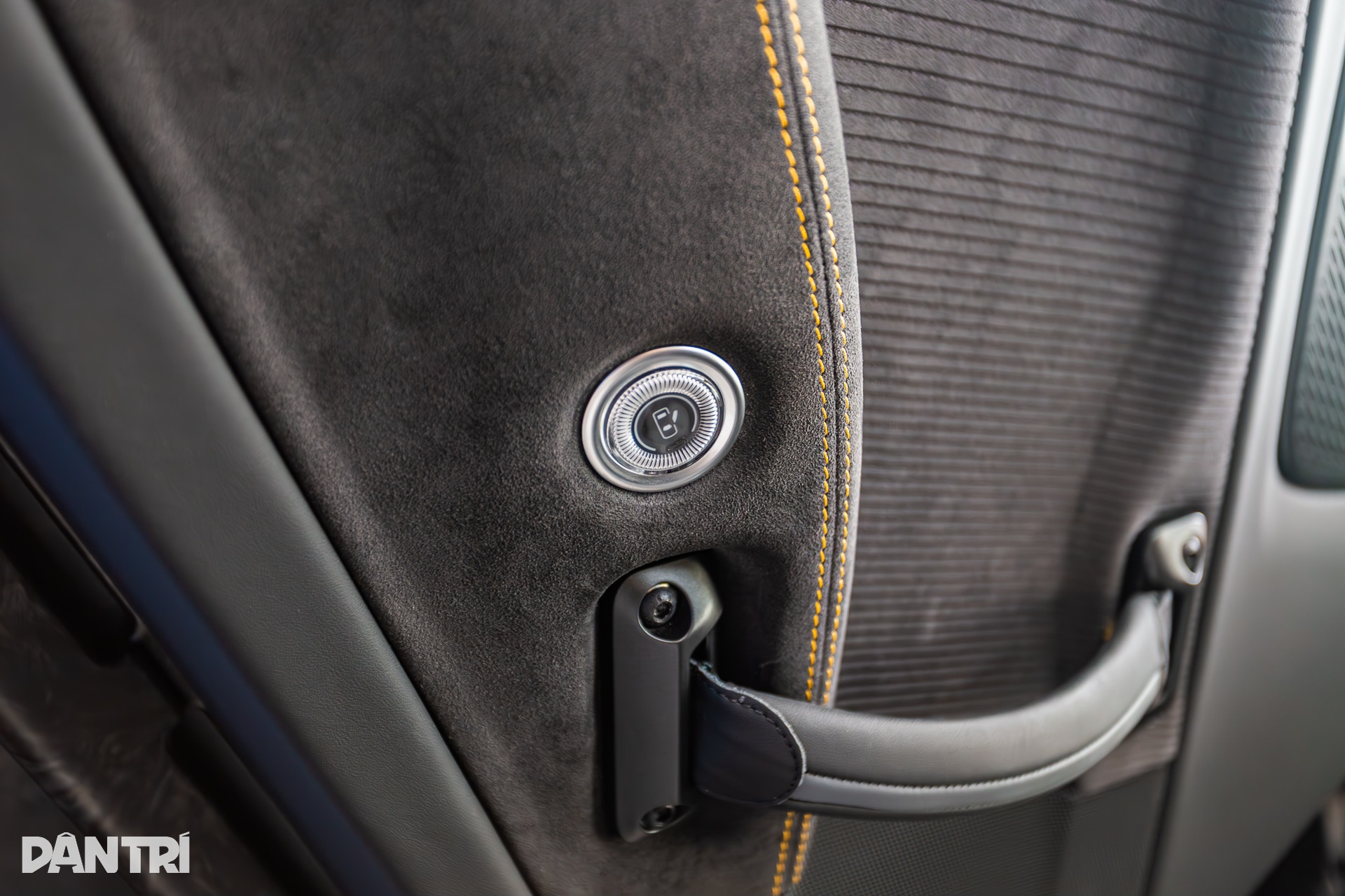 Chào giá hơn 22 tỷ, siêu xe Maserati MC20 bản độc nhất Việt Nam có gì? - 9