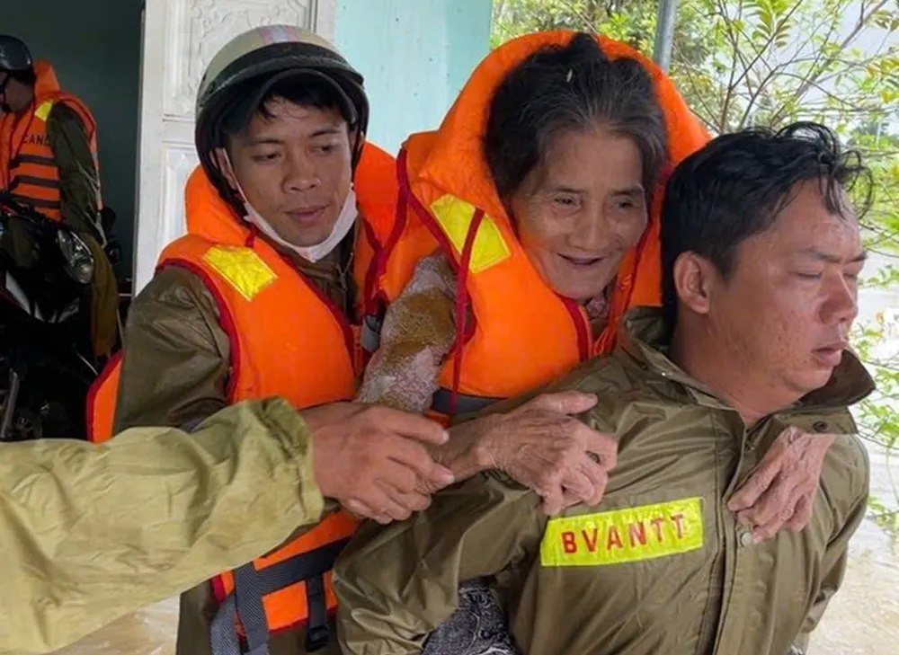 tinh-nguyen-vien (7).jpg