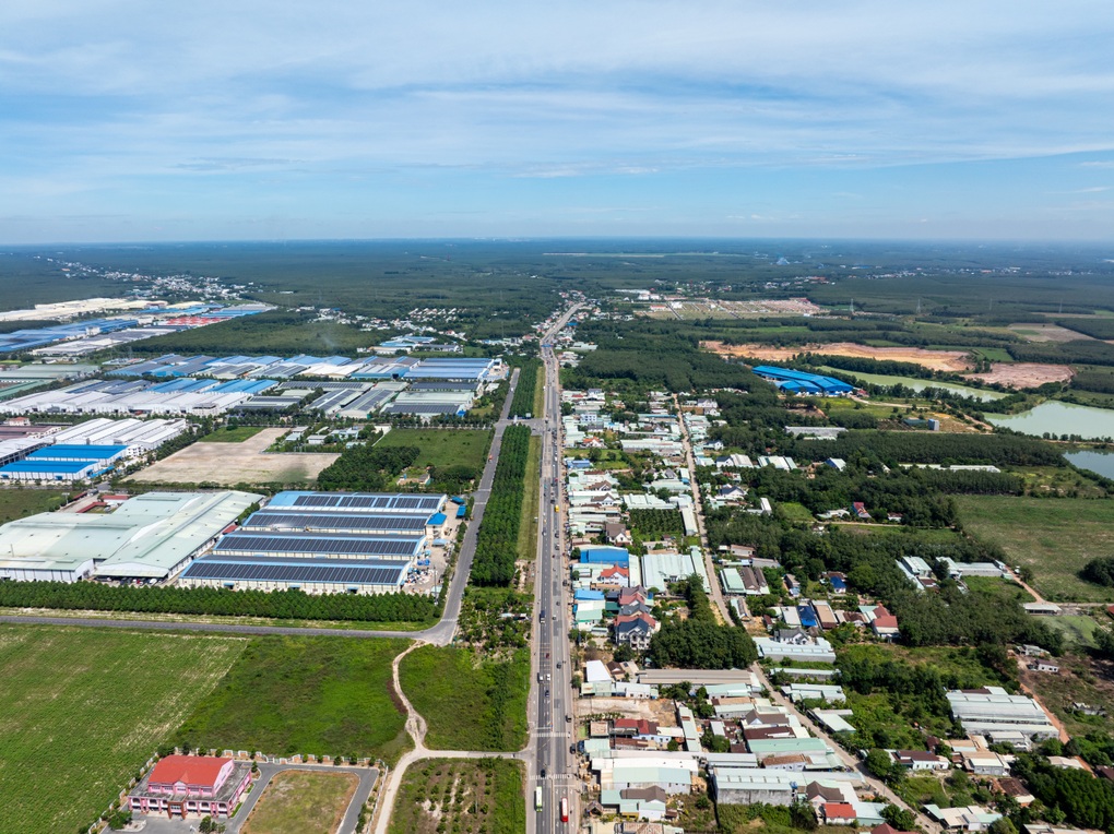 Dòng tiền đầu tư chảy vào bất động sản phía Nam - 2