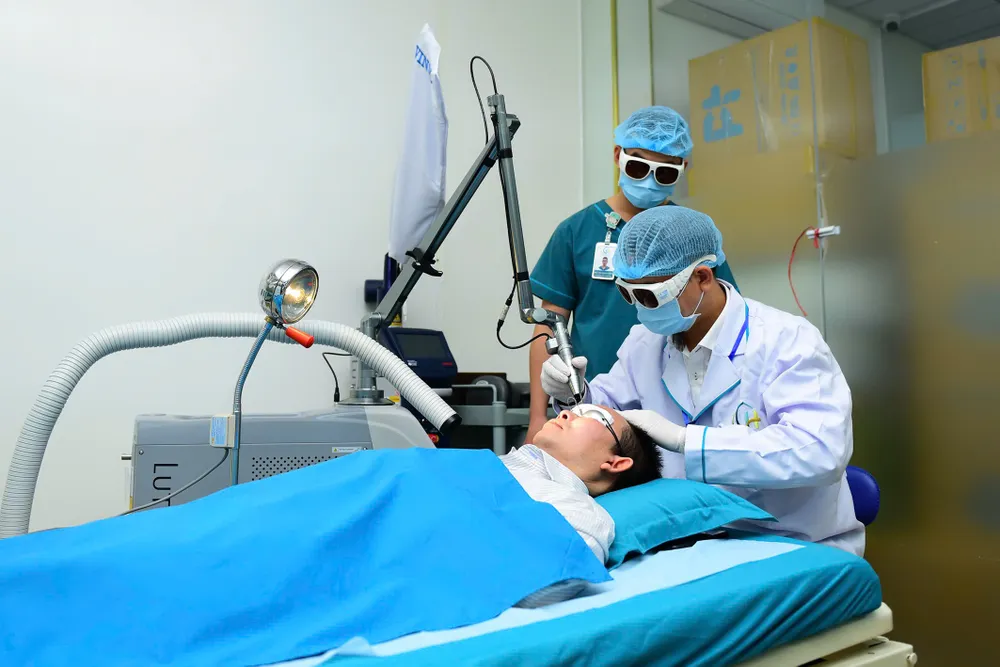 Chuyên gia đề xuất triển khai "visa du lịch y tế" dành cho khách quốc tế kết hợp khám, điều trị và nghỉ dưỡng. Ảnh: TT. Chuyên gia đề xuất triển khai 'visa du lịch y tế' dành cho khách quốc tế kết hợp khám, điều trị và nghỉ dưỡng. Ảnh: TT.