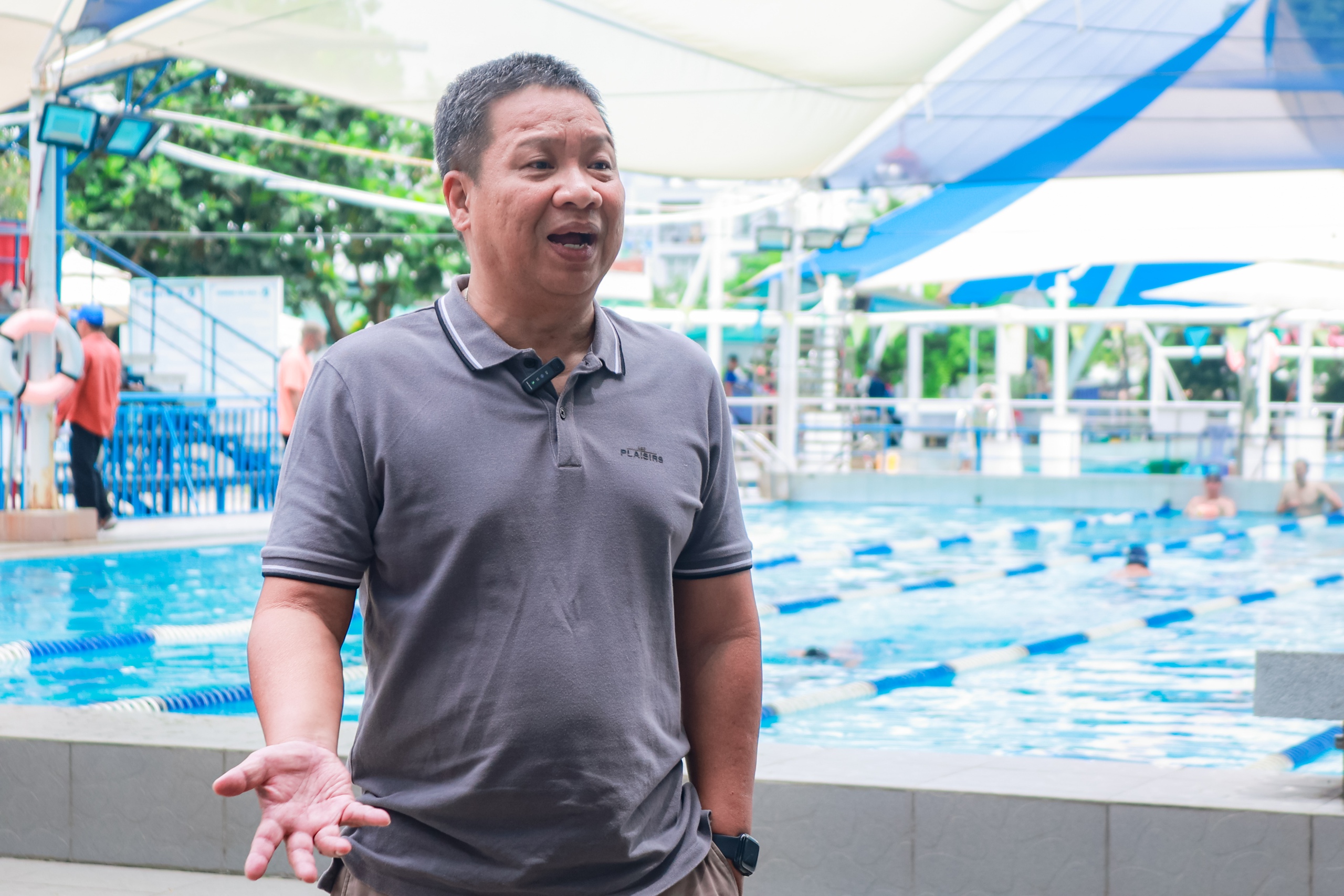 Lớp bơi miễn phí: Người cao tuổi TP.HCM hào hứng làm bạn với nước- Ảnh 3.