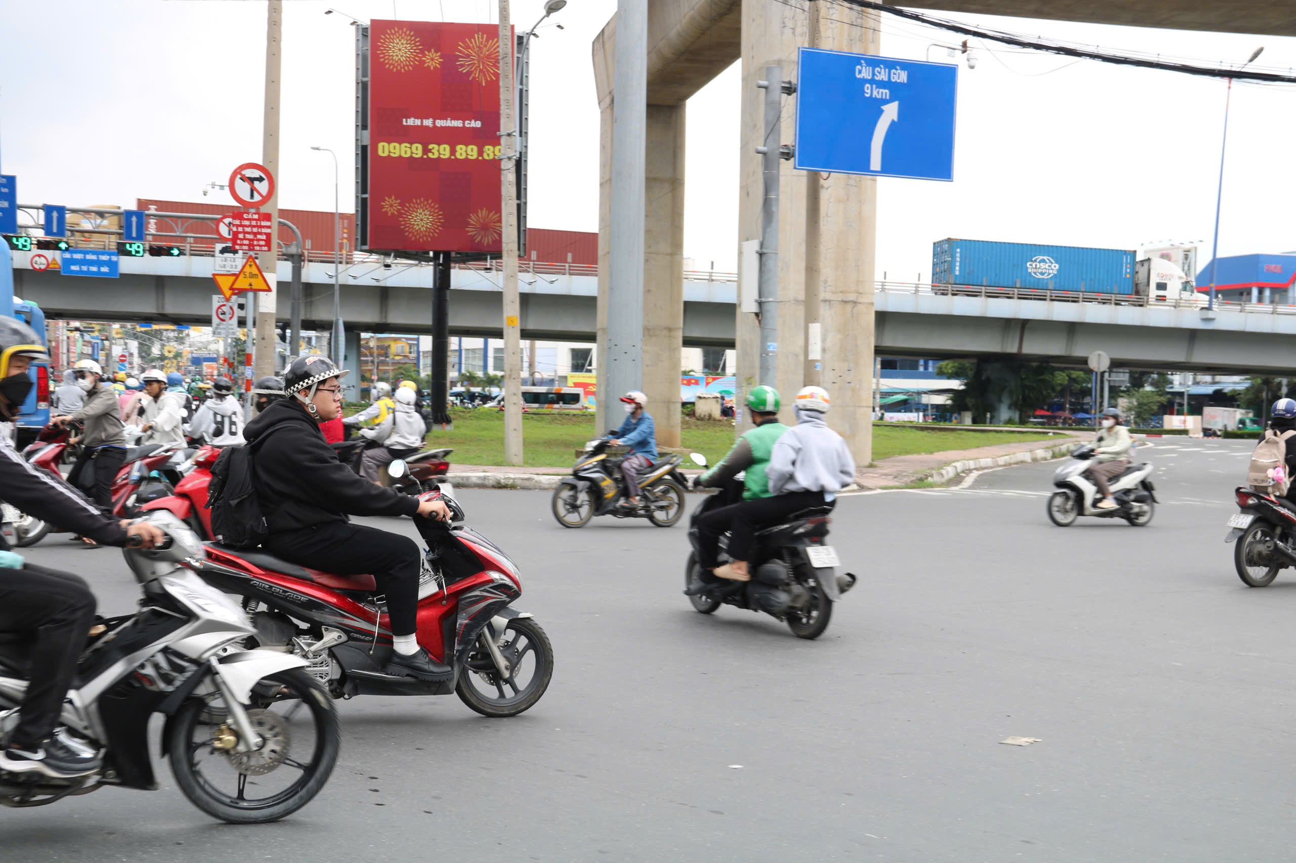 Điều chỉnh giao thông ngã tư Thủ Đức: Giải tỏa “điểm nóng” kẹt xe - Ảnh 7.