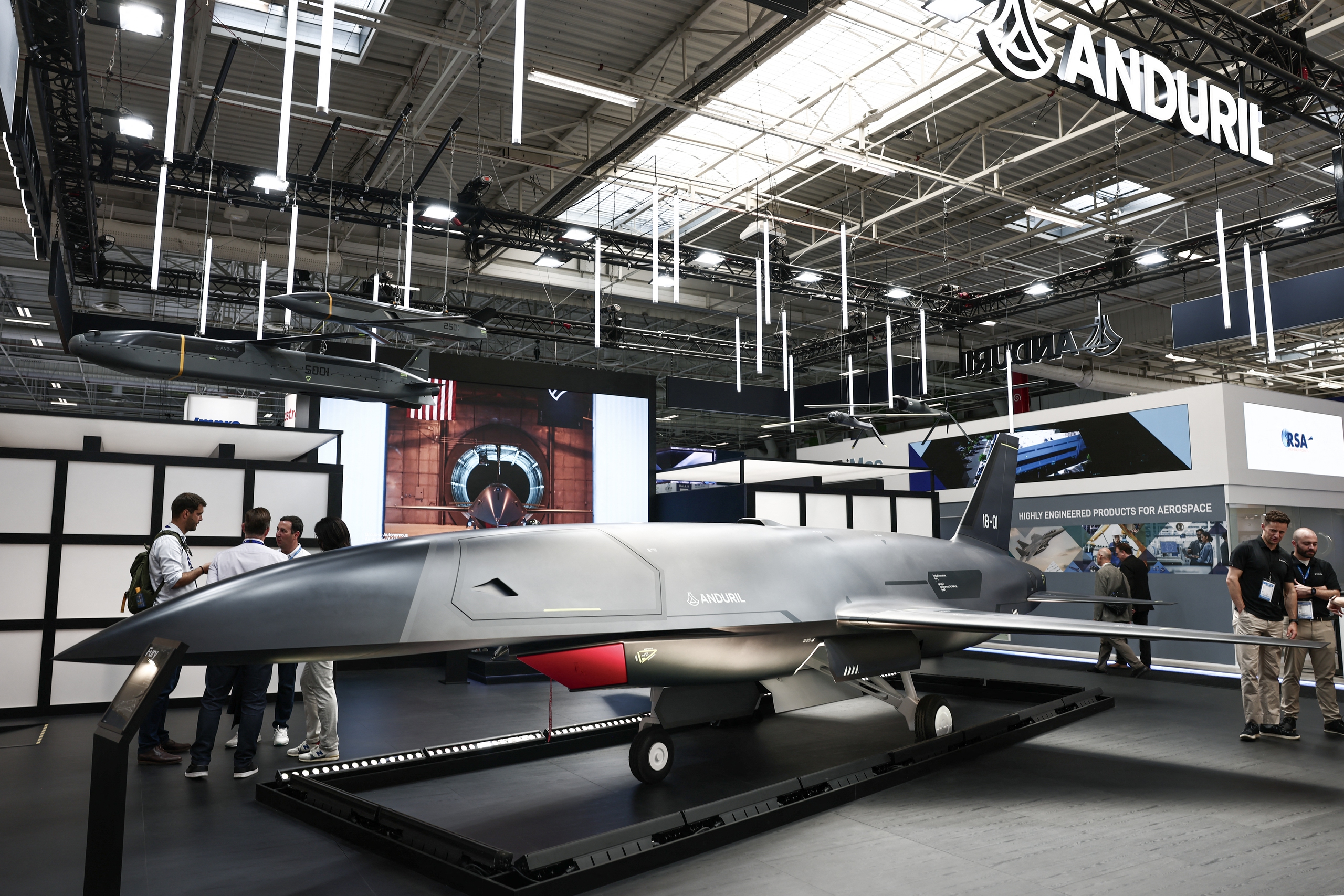 Startup thách thức  - Ảnh 2.