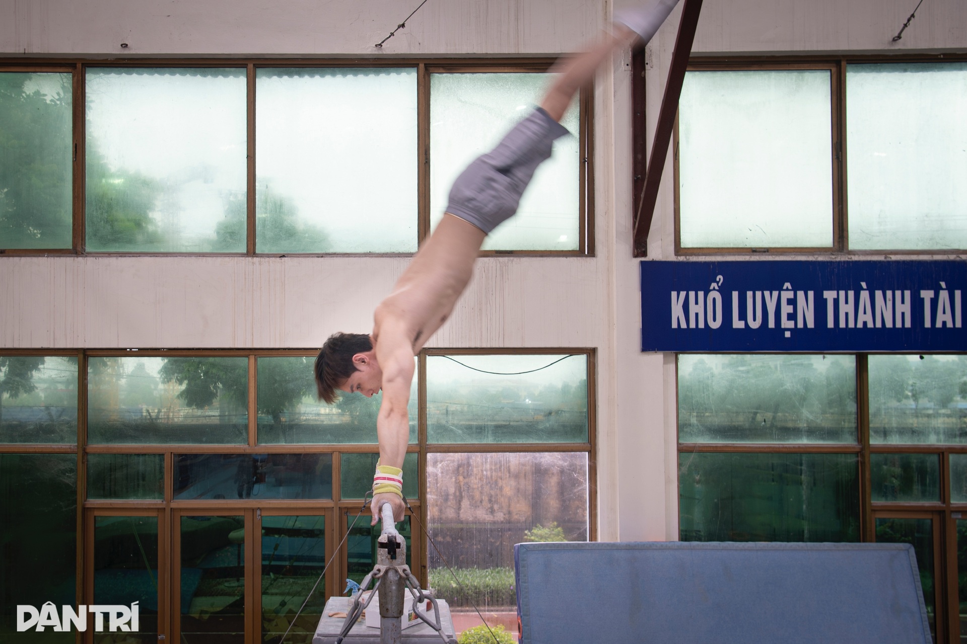 Khổ luyện thành tài tại “lò luyện vàng” Thể dục dụng cụ Việt Nam - 13