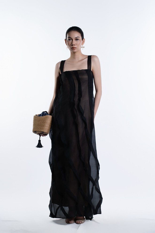 Bất ngờ những thiết kế đẳng cấp của các tín đồ thời trang xanh 2 Bất ngờ những thiết kế đẳng cấp của các tín đồ thời trang xanh - Ảnh 2.