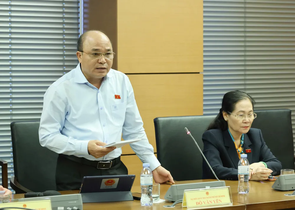 Cần quy định cấm dùng AI để giả mạo giọng nói, hình ảnh cá nhân