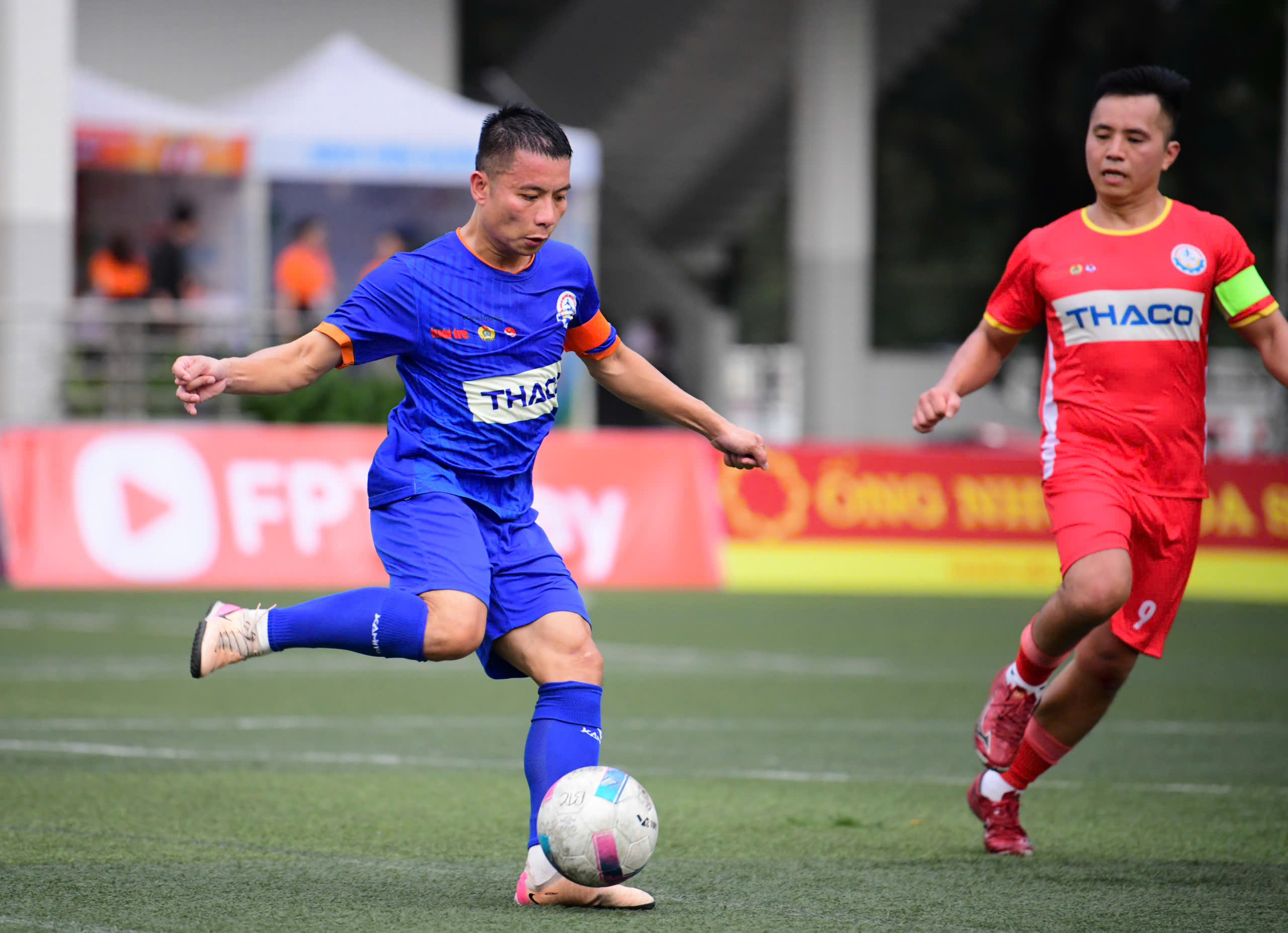 5 đội sớm giành vé vào tứ kết Giải bóng đá công nhân, viên chức Việt Nam - Ảnh 4.