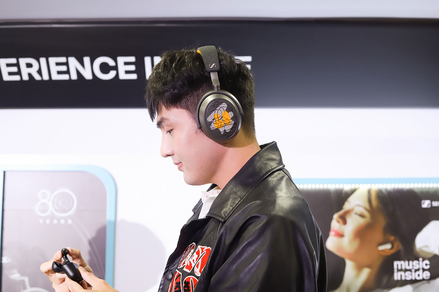 Sennheiser cùng PGI trình làng MOMENTUM 4 phiên bản giới hạn 80 năm- Ảnh 3. Sennheiser cùng PGI trình làng MOMENTUM 4 phiên bản giới hạn 80 năm- Ảnh 3.