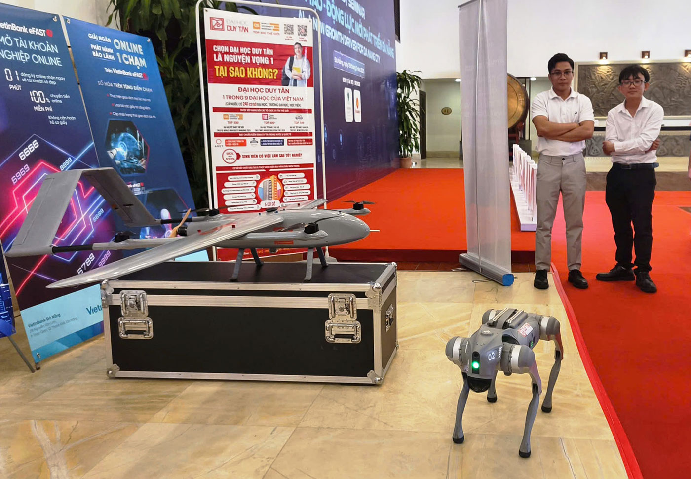 Sức hút Đà Nẵng trong ngành vi mạch bán dẫn và trí tuệ nhân tạo
- Ảnh 3.