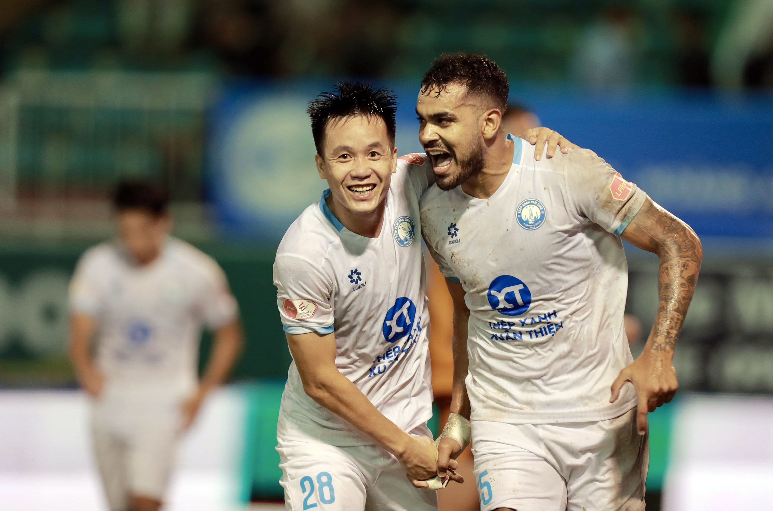 CLB Hoàng Anh Gia Lai khiến nhà vô địch mất điểm tại Pleiku - Ảnh 2.