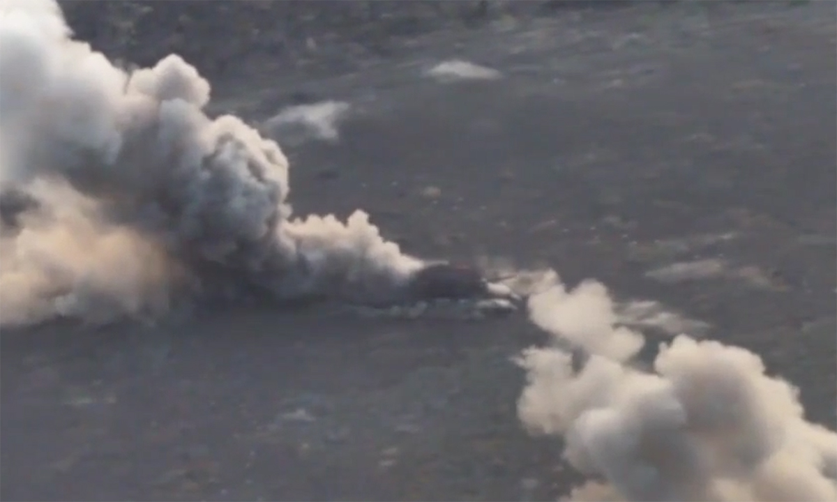 Xe tăng T-72 Nga sống sót sau khi 'hứng đòn từ 24 drone Ukraine'