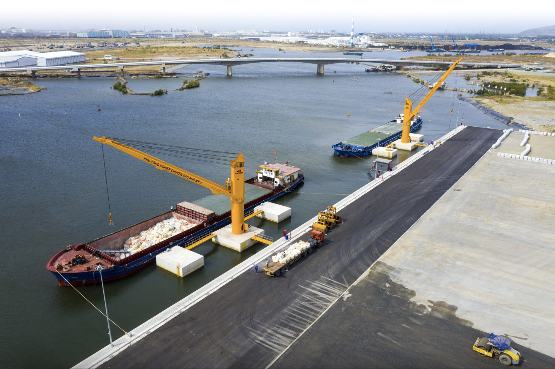 Mỗi người góp sức phát triển kinh tế đất nước bền vững và hiệu quả - Ảnh 3.