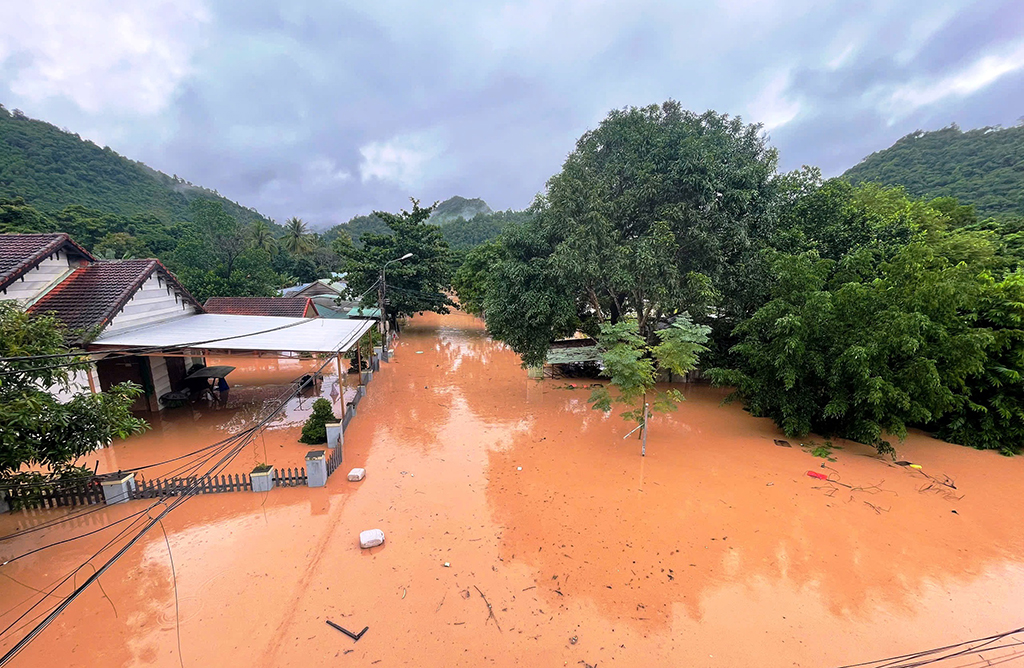 Đà Nẵng thiệt hại nặng nề, vượt đỉnh lũ năm 1964 4 Đà Nẵng thiệt hại nặng nề, vượt đỉnh lũ năm 1964 - Ảnh 4.