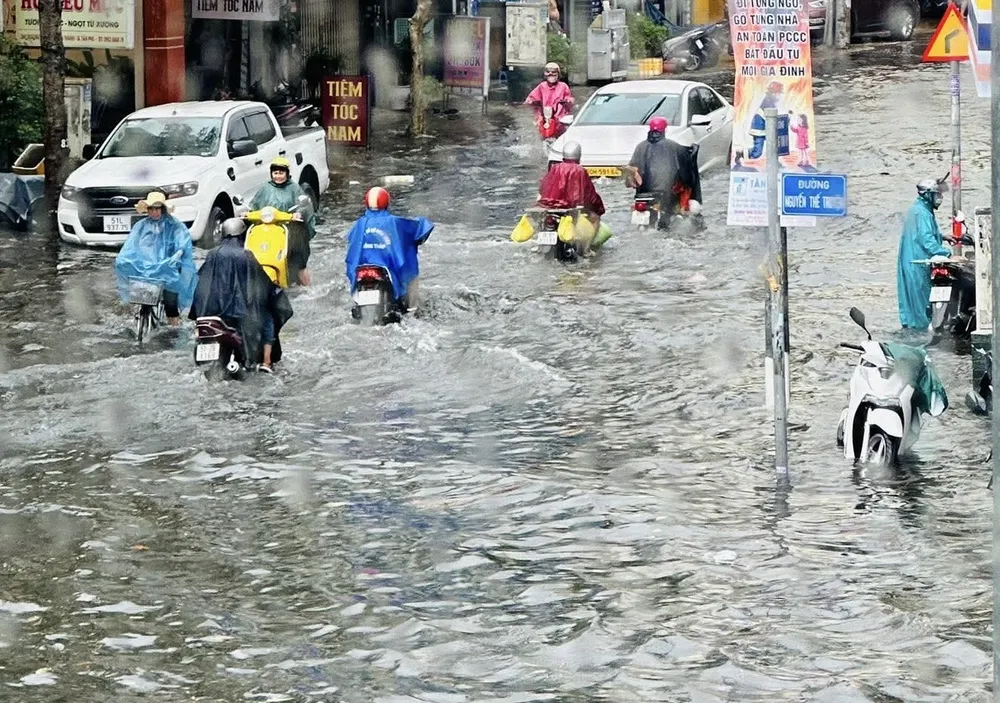 TP.HCM và các tỉnh Nam Bộ khả năng có ngập do triều cường và mưa trong hai ngày tới