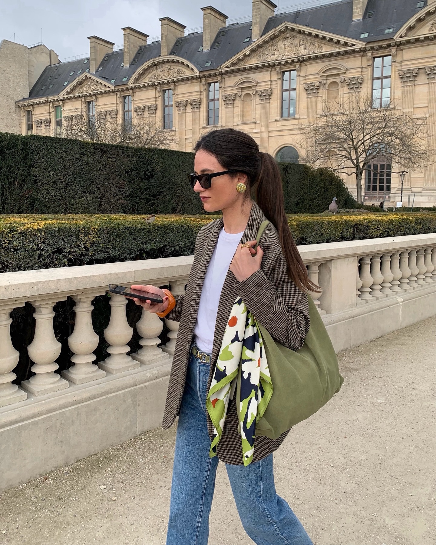 4 mau ao blazer dep truong ton trong tu do