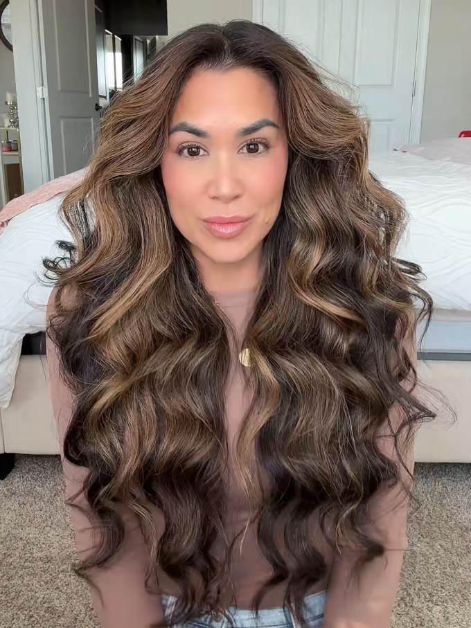 Jen Ronzitti hiện là chuyên gia về chăm sóc tóc, thường chia sẻ kinh nghiệm cá nhân trên các nền tảng mạng xã hội. Cô cũng là VĐV, huấn luyện viên thể hình đạt nhiều thành tích cao trong thi đấu.