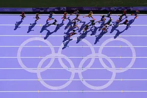 Chủ tịch Sebastian Coe hứa thu hồi 1,5 triệu euro từ kẻ trộm 