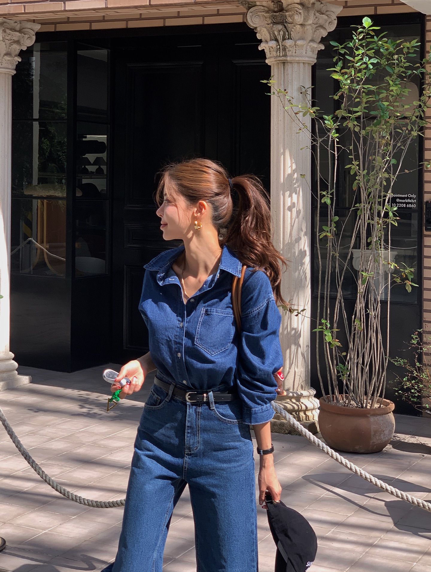 Áo sơ mi mùa thu năm nay quá đẹp, chị em sẽ muốn sắm 4 kiểu siêu sang và hack tuổi- Ảnh 4.