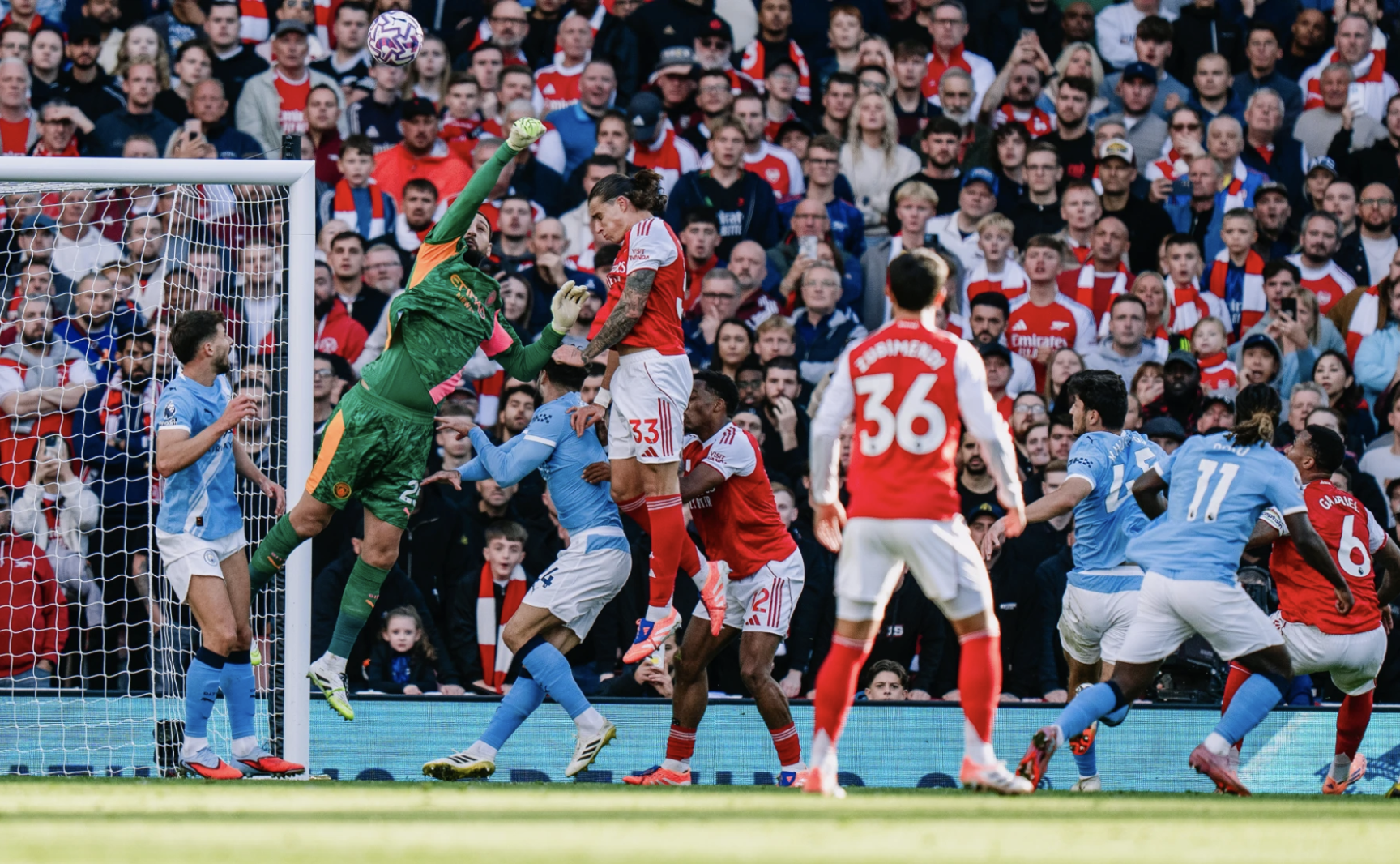 Arsenal và Man City níu chân nhau ở đại chiến, Liverpool hưởng lợi ngôi đầu- Ảnh 1.
