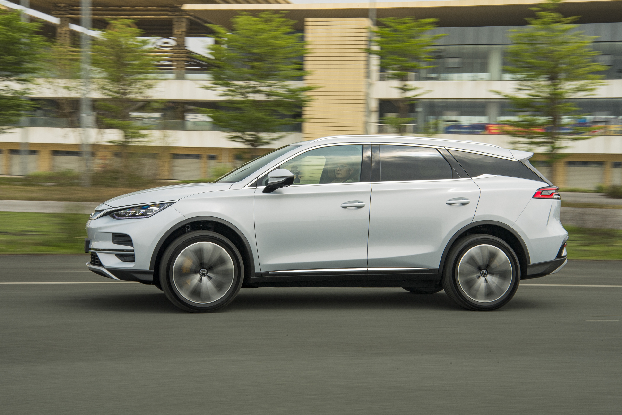 BYD mang đến cơ hội sở hữu xe công nghệ xanh với ưu đãi hấp dẫn - Ảnh 1.