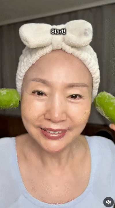 Ba ngoai xu Han 70 tuoi van so huu lan