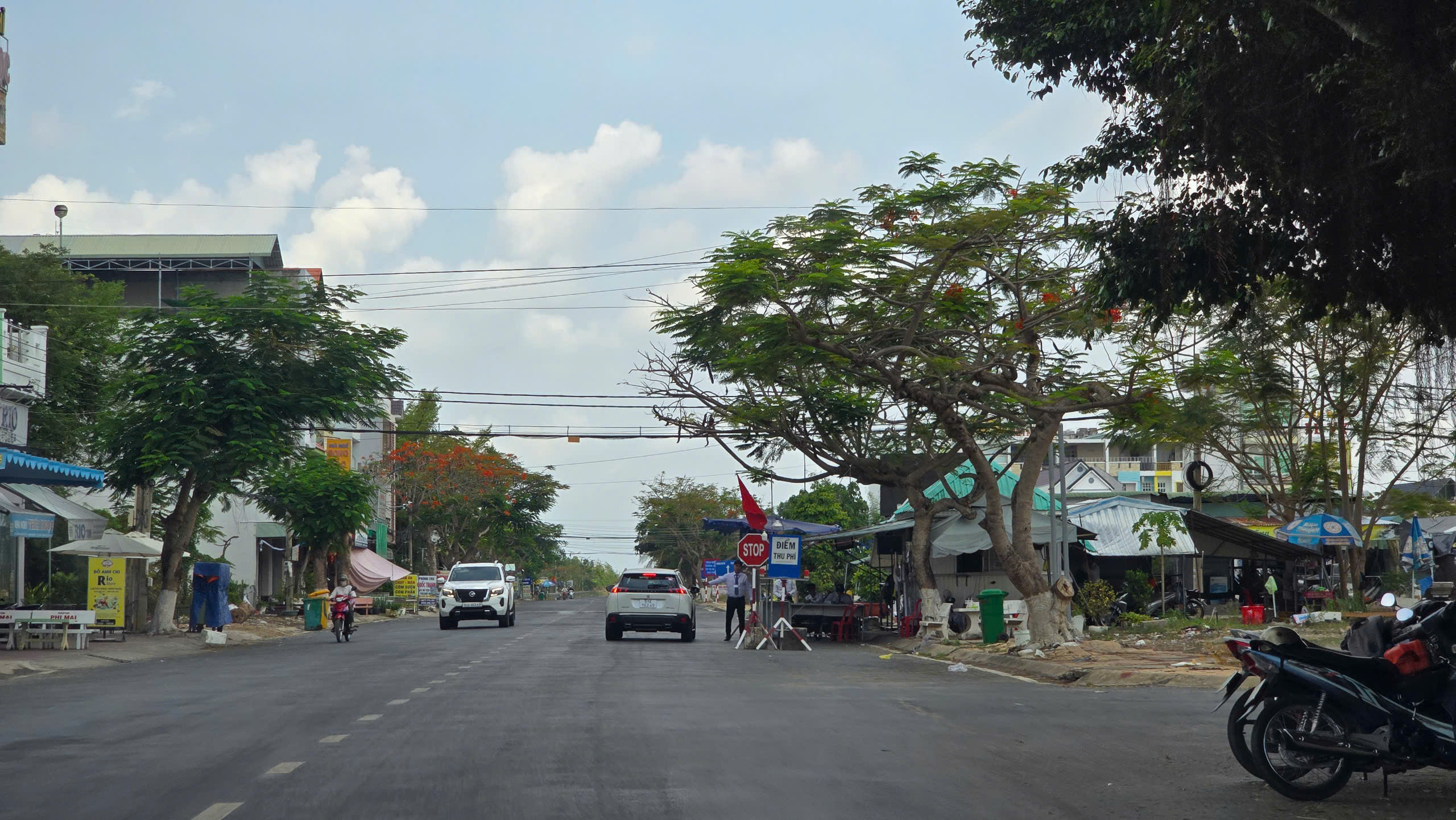 Ban Quản lý Khu Du lịch Quốc gia Núi Sam giãi bày việc đặt trạm thu phí - Ảnh 3.