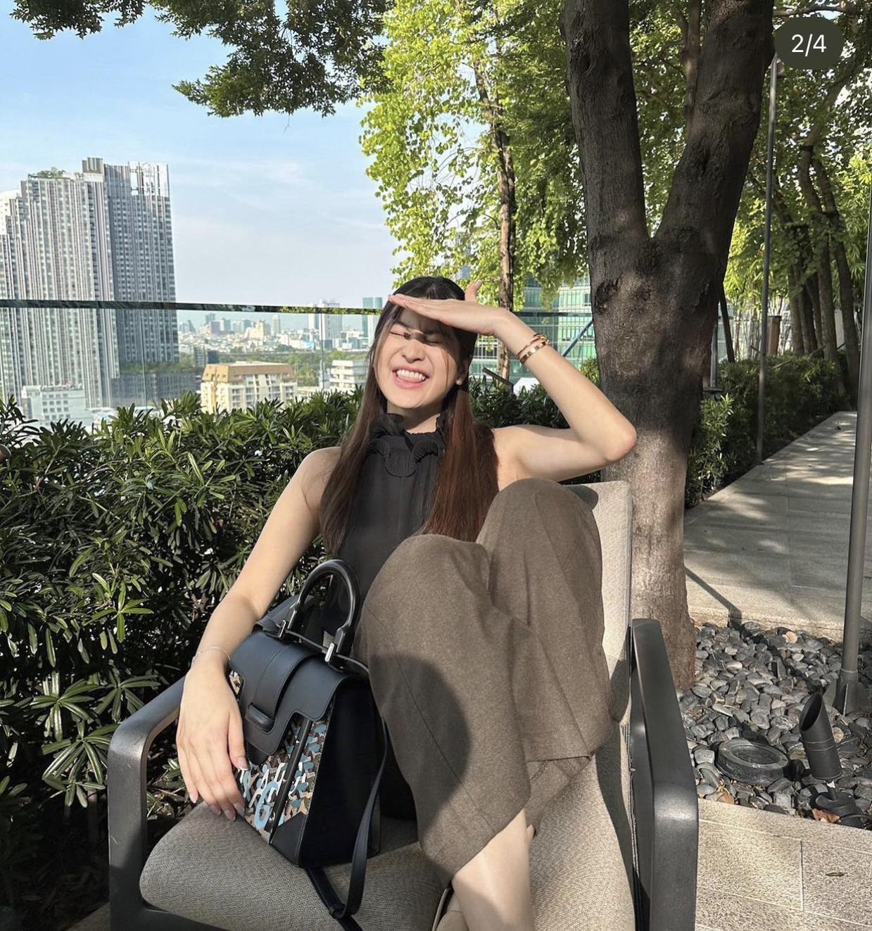 Bạn của Lisa là “phú bà mua tất” đất Thái Lan, cách dùng hàng hiệu khác hẳn nhiều phú bà khác- Ảnh 18.