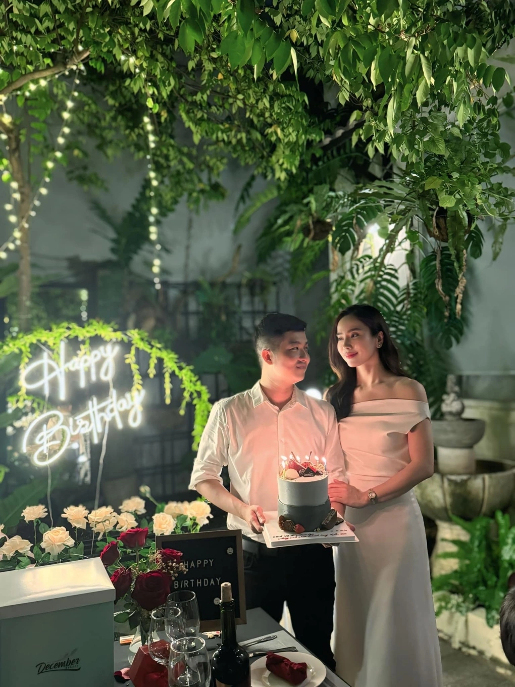 Sau 3 năm hẹn hò, cặp đôi hướng đến hôn nhân.