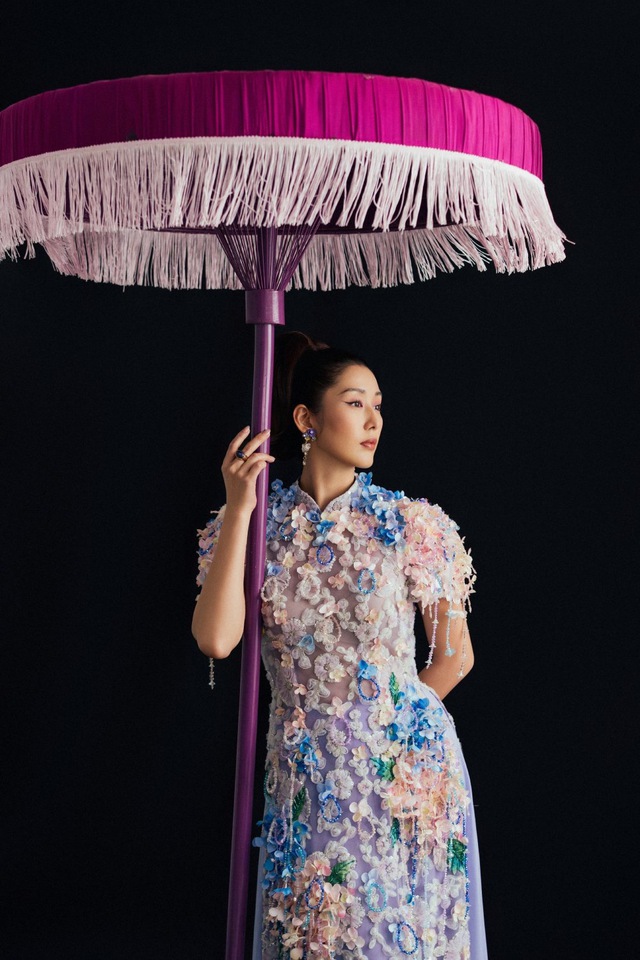 Bản hòa ca của lụa và đá trong thời trang 24 / 7 của Kenny Thái - Ảnh 1.