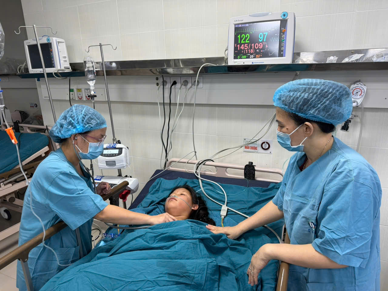 sản phụ - Ảnh 1.