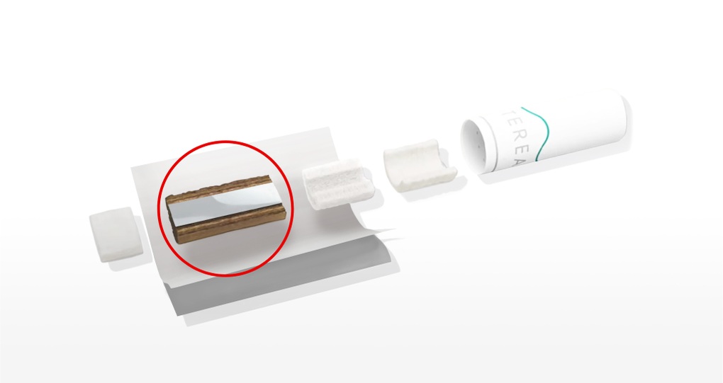 Bé 10 tháng suýt thủng ruột vì nuốt điếu thuốc lá chứa mảnh kim loại - 1