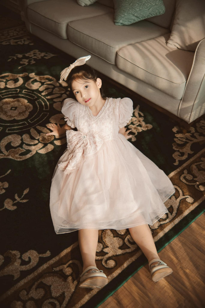 Với gương mặt xinh xắn, đôi mắt to tròn long lanh như búp bê, Tân Anh được kỳ vọng sẽ là mầm non nổi bật của VFC trong tương lai không xa.