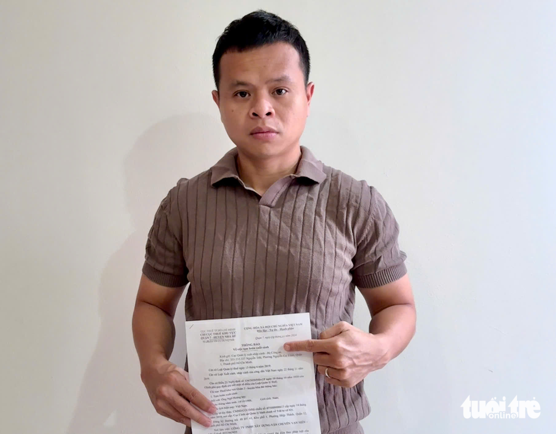 cấm xuất cảnh - Ảnh 1.