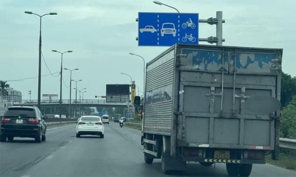 biển báo, biển báo ô tô ngang, biển báo ô tô dọc, kiến thức 