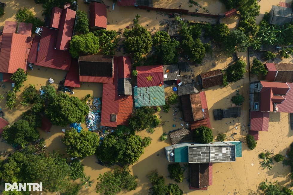 Biến đổi khí hậu khốc liệt, chuyên gia ví bảo hiểm như “tấm khiên” kinh tế - 1