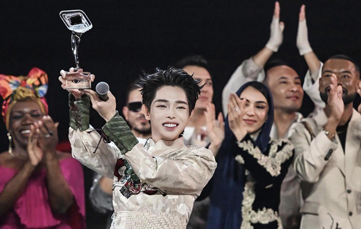 Bố Đức Phúc gửi tâm thư đến Mỹ Tâm, cảm ơn vì đã thực hiện cú bấm chọn thay đổi số phận của con mình!- Ảnh 1.