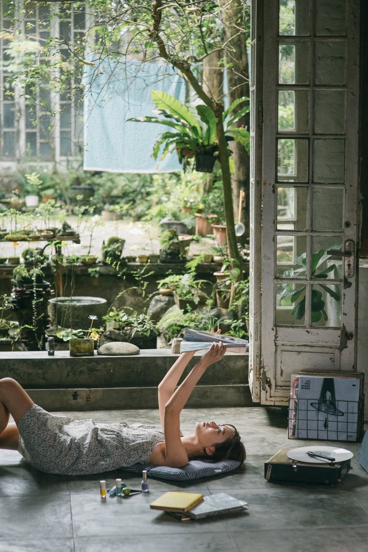 Bố chồng thấy con dâu mãi không sinh cháu liền nói nhỏ một câu, tháng sau, con dâu báo có tin vui - Ảnh 1.