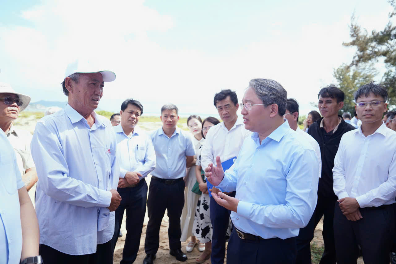 Bộ trưởng Bộ Tư pháp Nguyễn Hải Ninh kiểm tra dự án nhà máy điện hạt nhân - Ảnh 1.