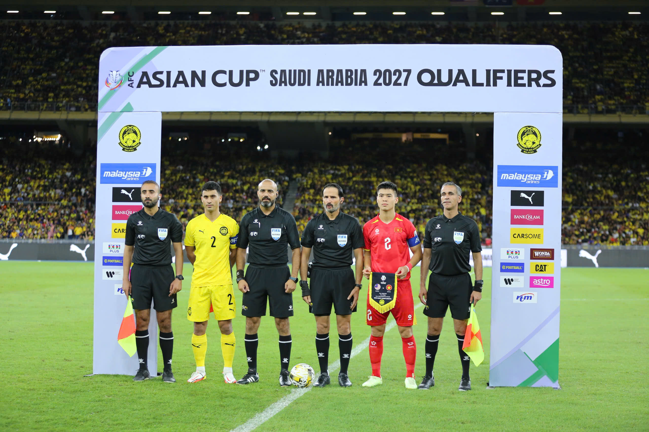 Trước hạn chót FIFA chốt kết luận kháng cáo: Bóng đá Malaysia ‘biết thân biết phận’- Ảnh 1. Trước hạn chót FIFA chốt kết luận kháng cáo: Bóng đá Malaysia ‘biết thân biết phận’- Ảnh 1.