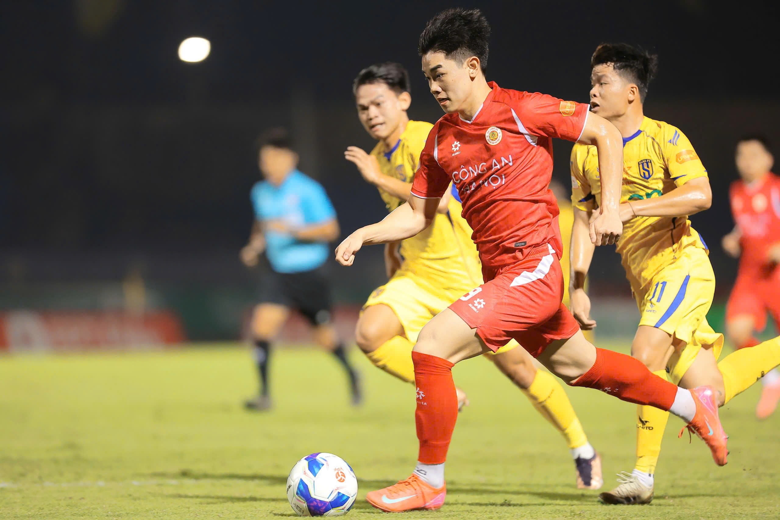 Lịch thi đấu AFC Champions League 2 hôm nay: CLB CAHN gặp thách thức đến từ Úc- Ảnh 1. Lịch thi đấu AFC Champions League 2 hôm nay: CLB CAHN gặp thách thức đến từ Úc- Ảnh 1.