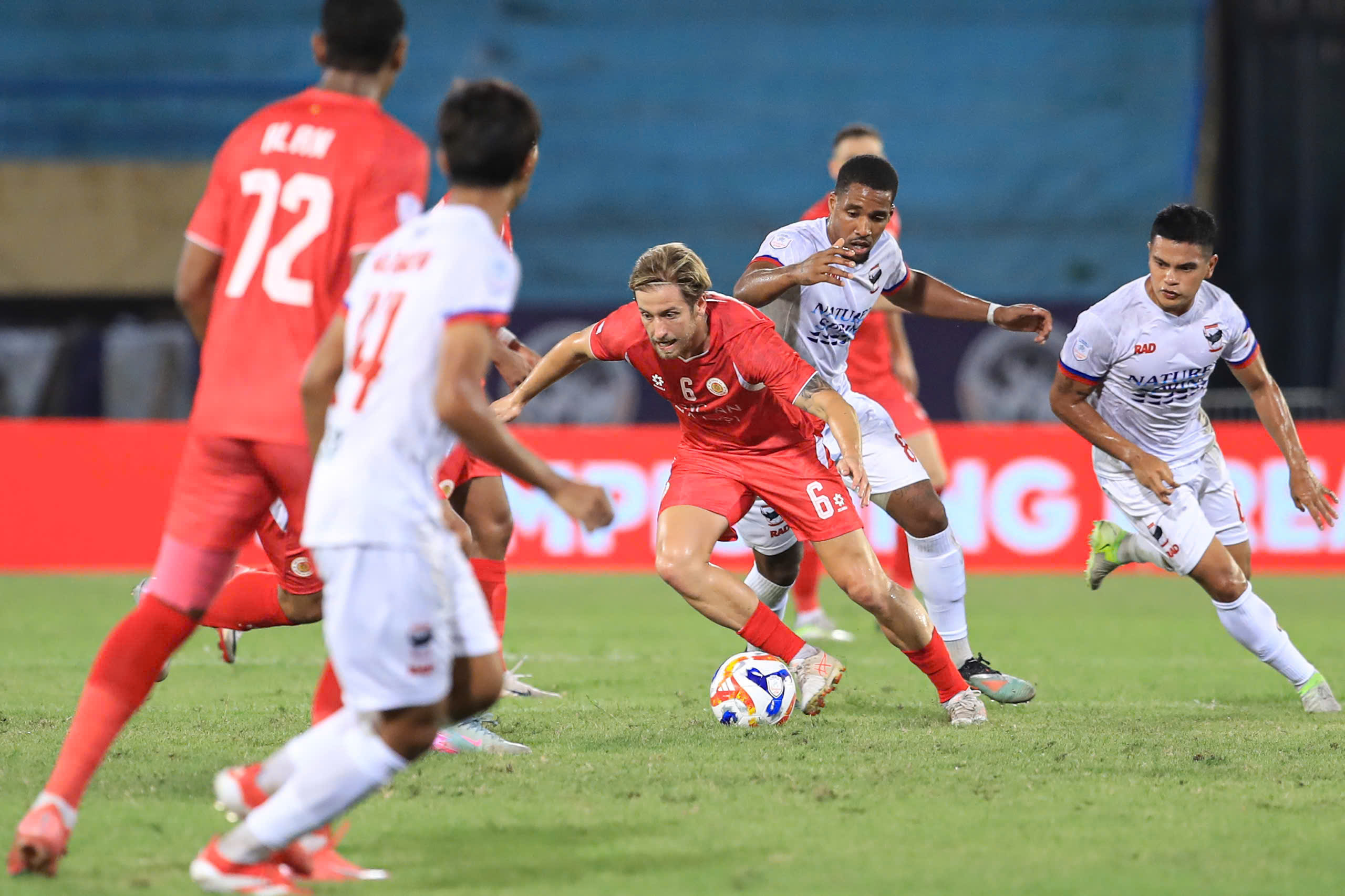 HLV Polking bật mí vũ khí 'lạ': CLB CAHN quyết thắng đội Úc ở Cúp châu Á- Ảnh 2.