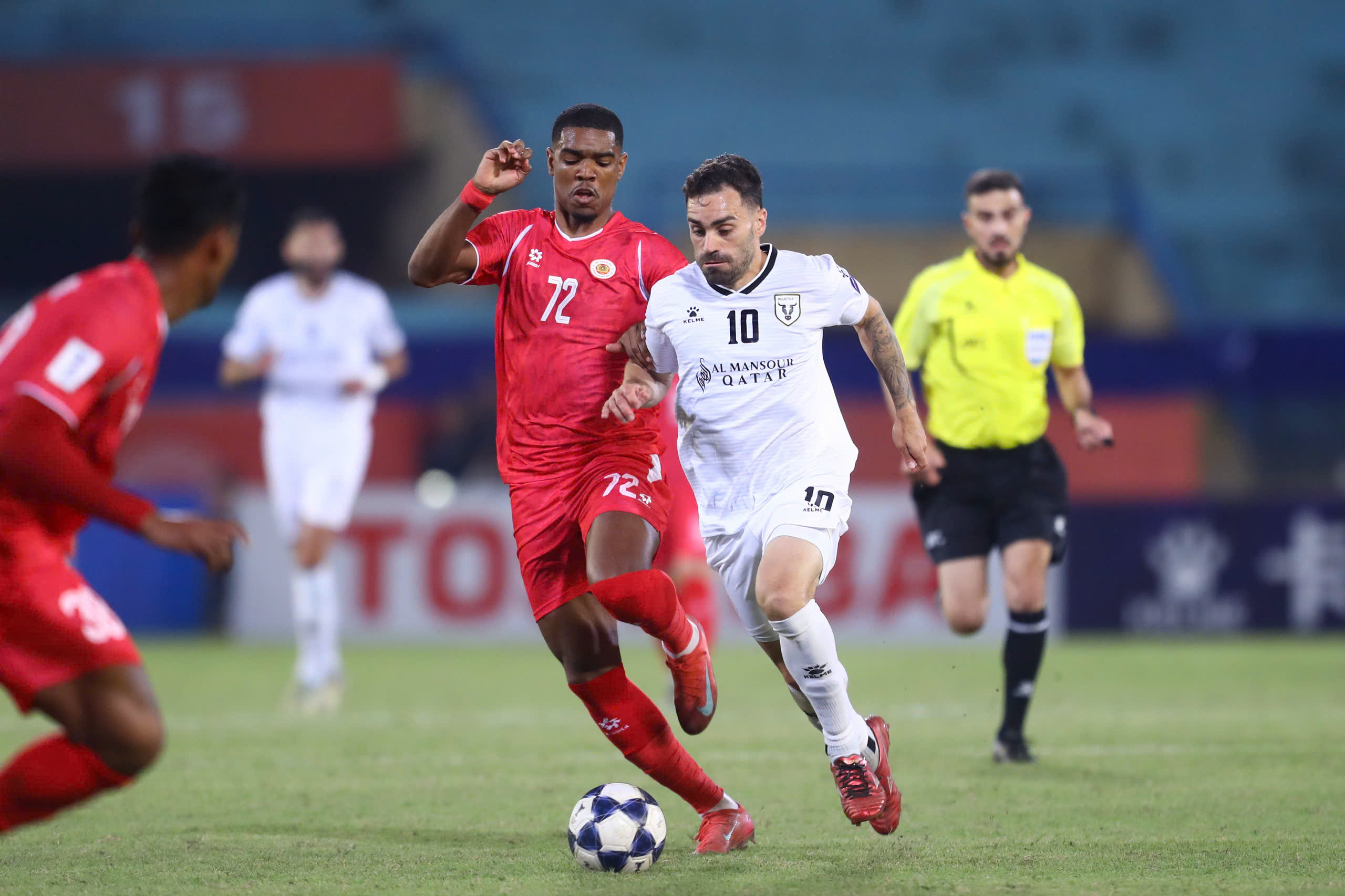 CLB CAHN rơi chiến thắng cực đáng tiếc trước đối thủ Úc: Vẫn giữ ngôi đầu!- Ảnh 1.