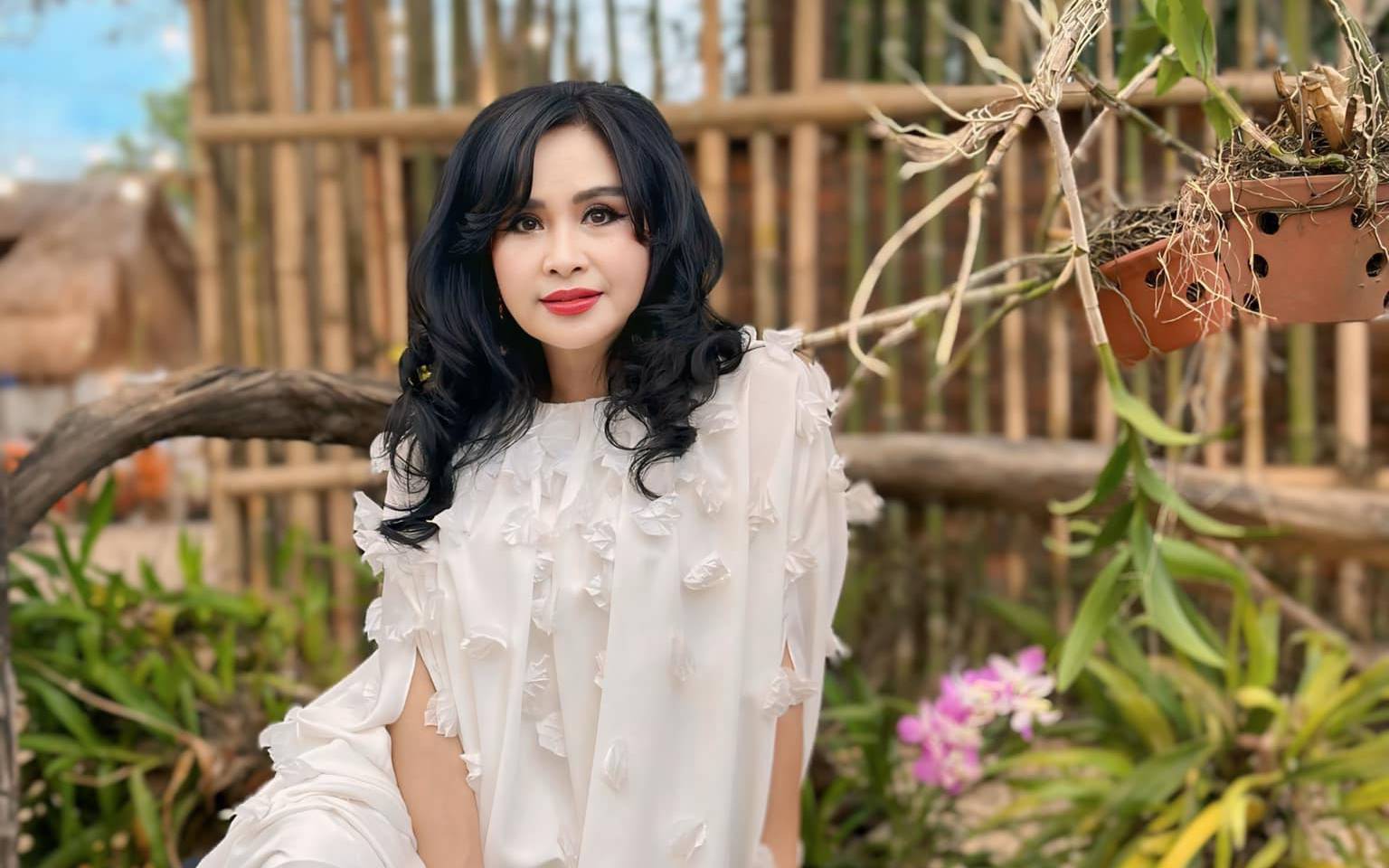 Ca khúc khiến nữ NSND sắp lấy chồng ở tuổi 56 phải thốt lên với nhạc sĩ Quốc Trung 