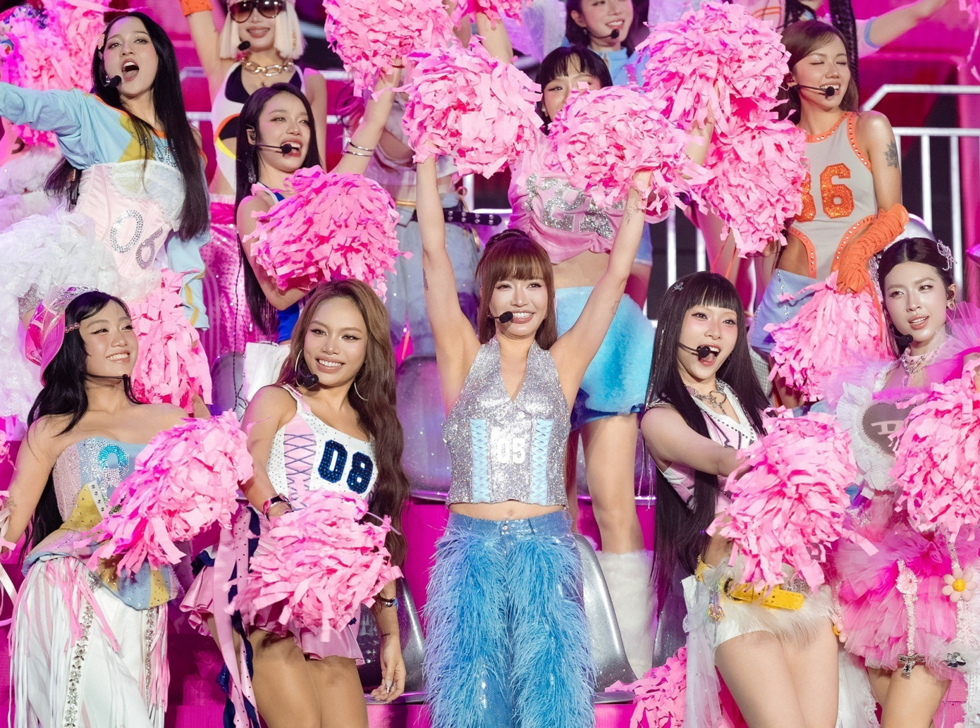 Các Em Xinh, Anh Trai phát tín hiệu- Ảnh 1.