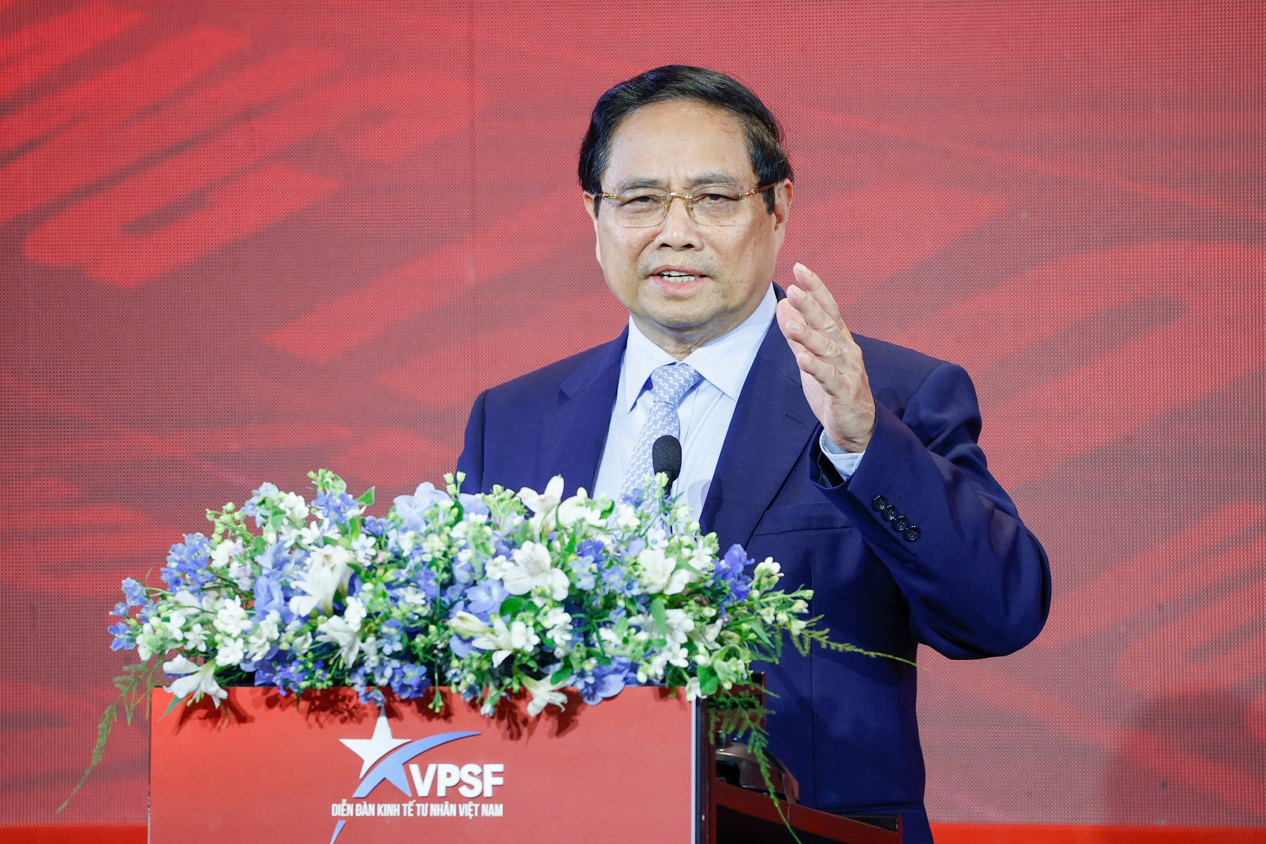 Thủ tướng: 'Các bạn giàu có là đất nước giàu có'- Ảnh 1. Thủ tướng: 'Các bạn giàu có là đất nước giàu có'- Ảnh 1.